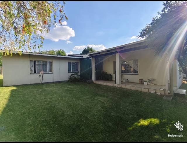 3 BEDROOM HOUSE FOR SALE IN SASOLBURG EXT 15